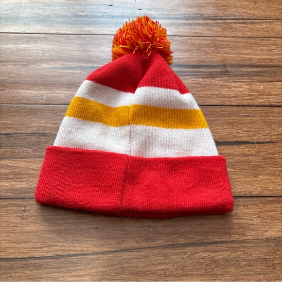 KC Kansas City Chiefs NFL Winter Beanie Pom Knit Hat Red White Yellow AFC West - Picture 4 of 4